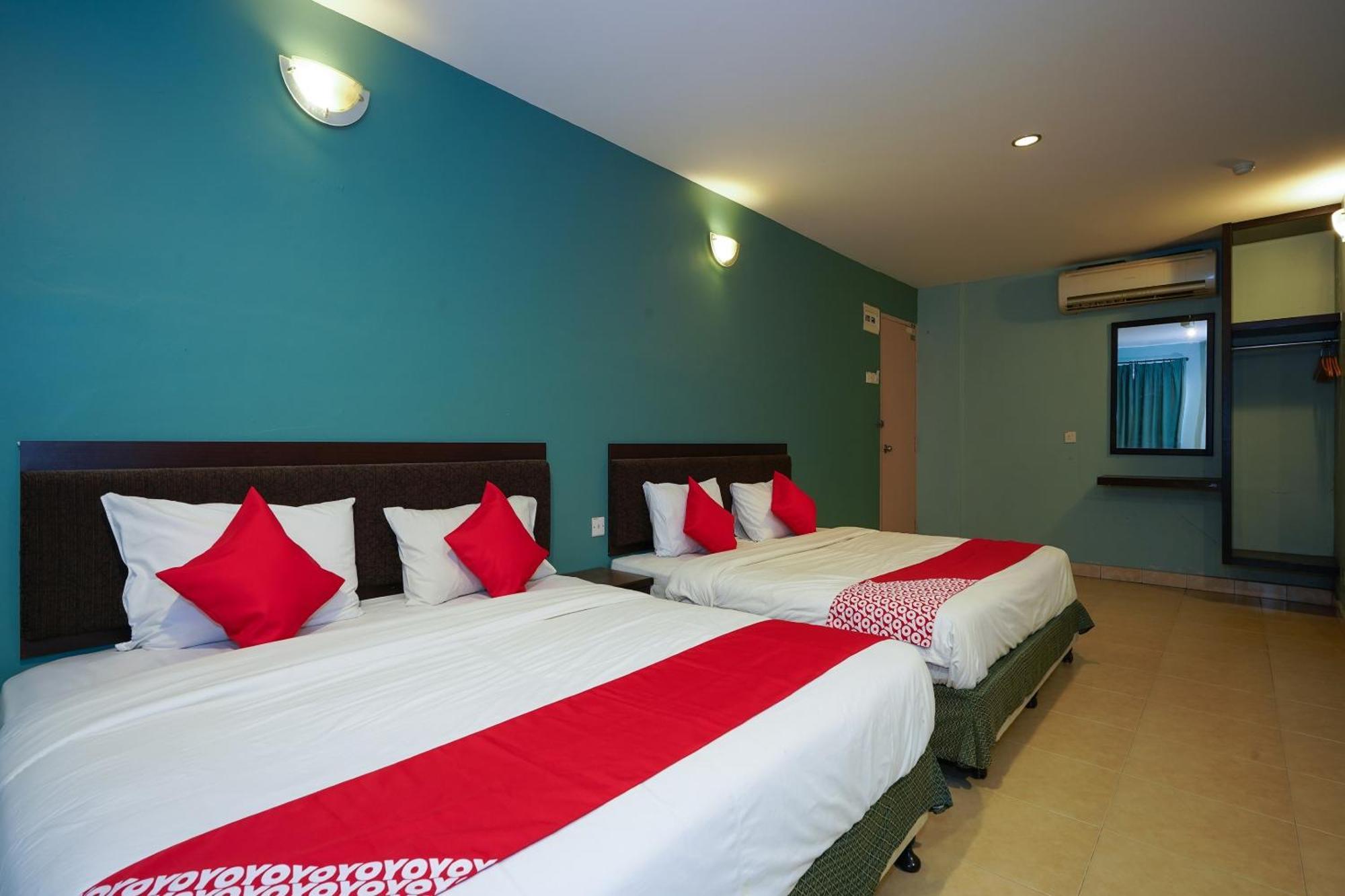 Hotel O Hotel Orchard Inn Lumut Buitenkant foto