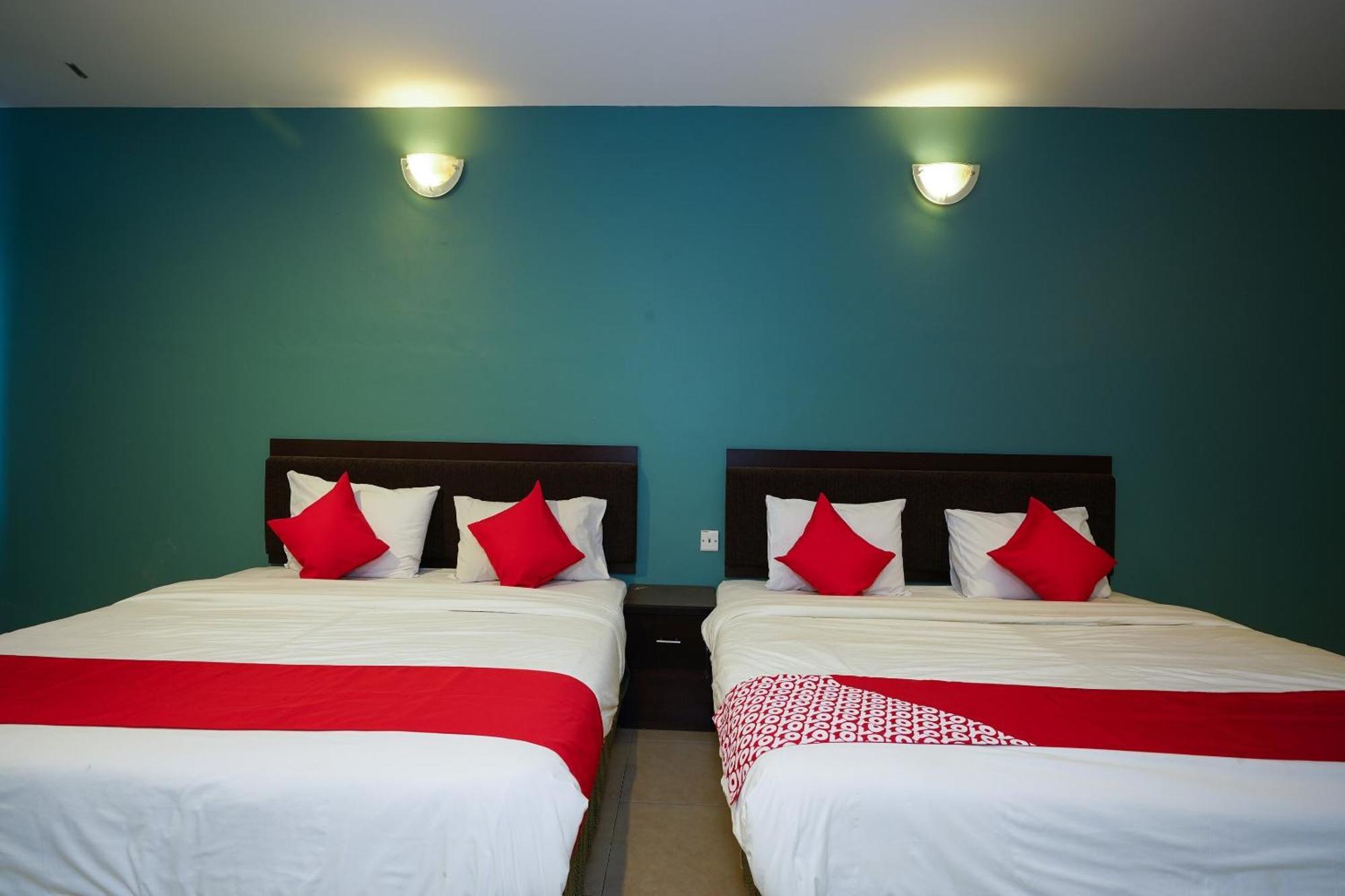 Hotel O Hotel Orchard Inn Lumut Buitenkant foto